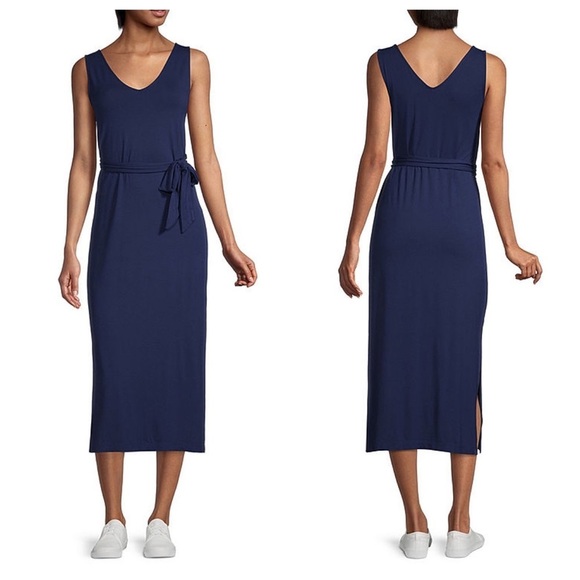 St. John's Bay Dresses & Skirts - St. John's Bay | Sleeveless Medallion Midi A-Line Dress NWT